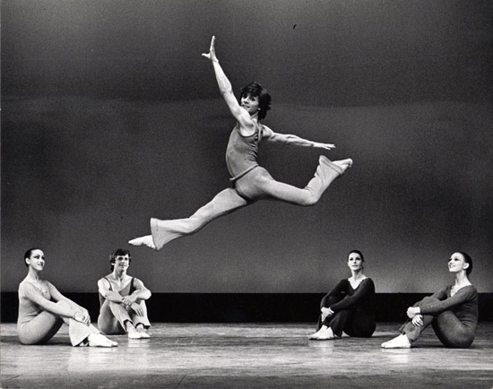 1976 – QUINTET- Francis Pedros (centre)- photo: Jennie Walton