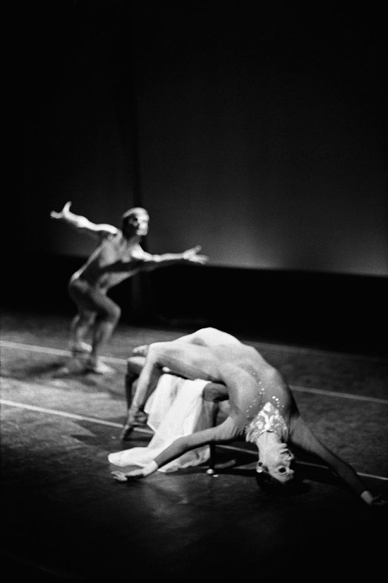 1976- VOICES – Christina Gallea (foreground) photo: Geoff Howard