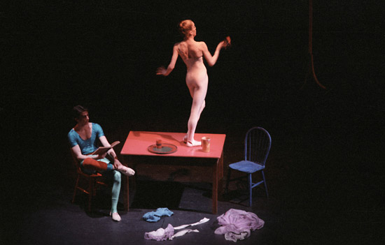 1984-LA RONDE-Paul Payne as the Young Gentleman and Antoinette Goodfellow as the Chambermaid photo: Linda Rich