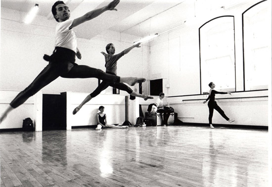 Dance Centre in London- Stephen Brennan & Darius James rehearsing The Magic Flute 1989 – photo: Suzanne Board